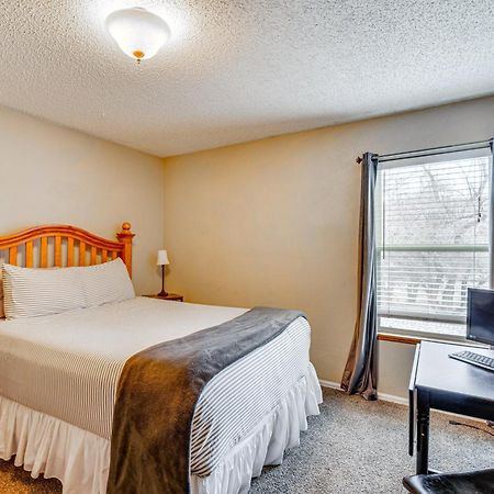 Apartament Manitou Springs Escape With Aandc And Private Deck! Zewnętrze zdjęcie